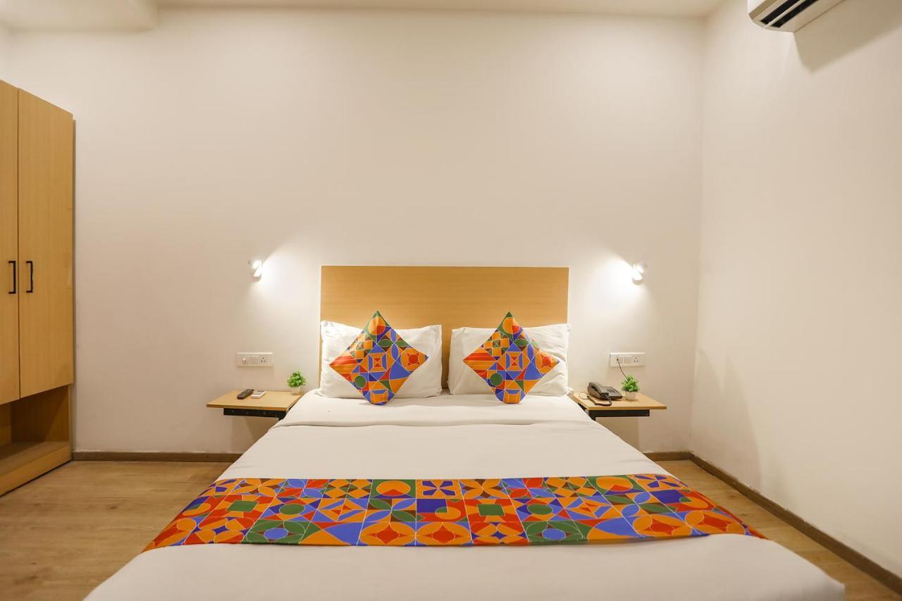 Fabhotel Golden World Ghaziabad Eksteriør billede