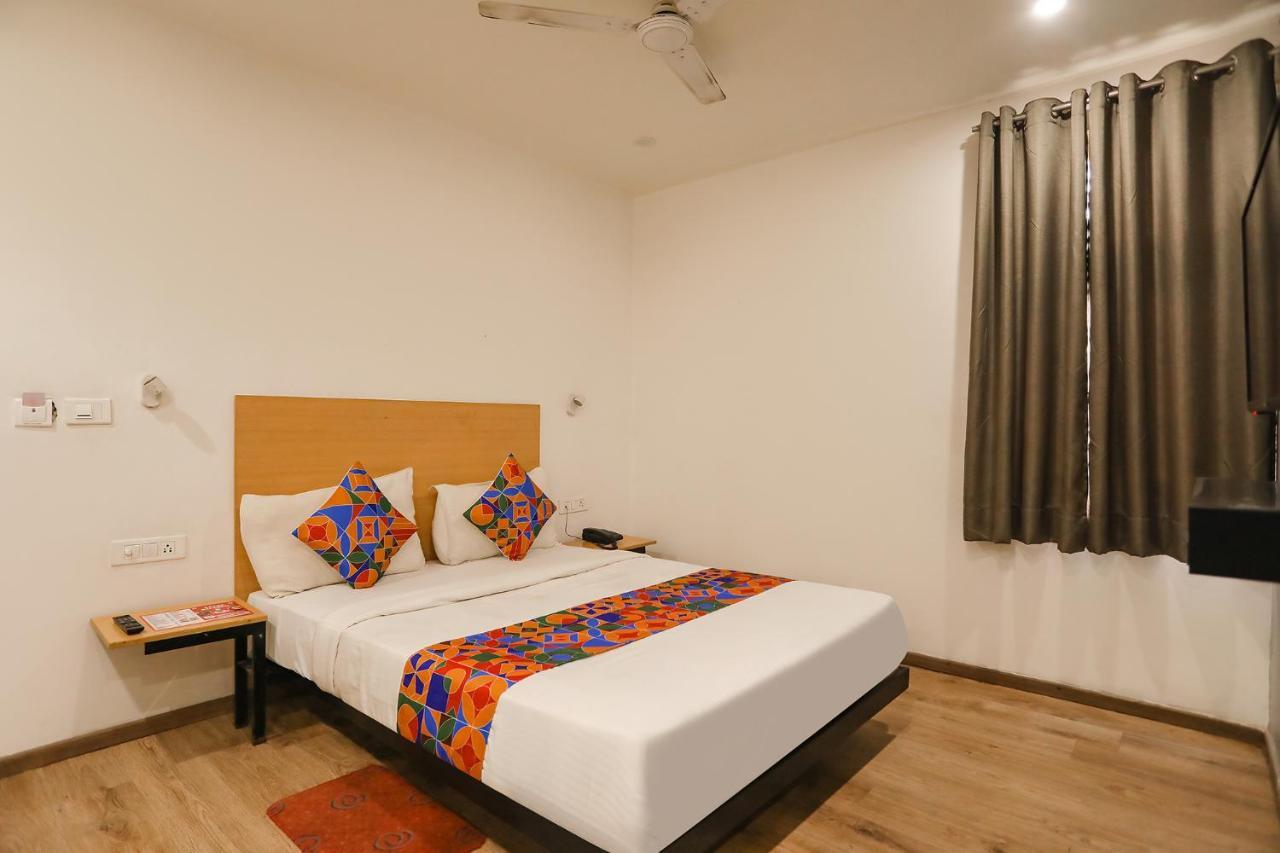 Fabhotel Golden World Ghaziabad Eksteriør billede