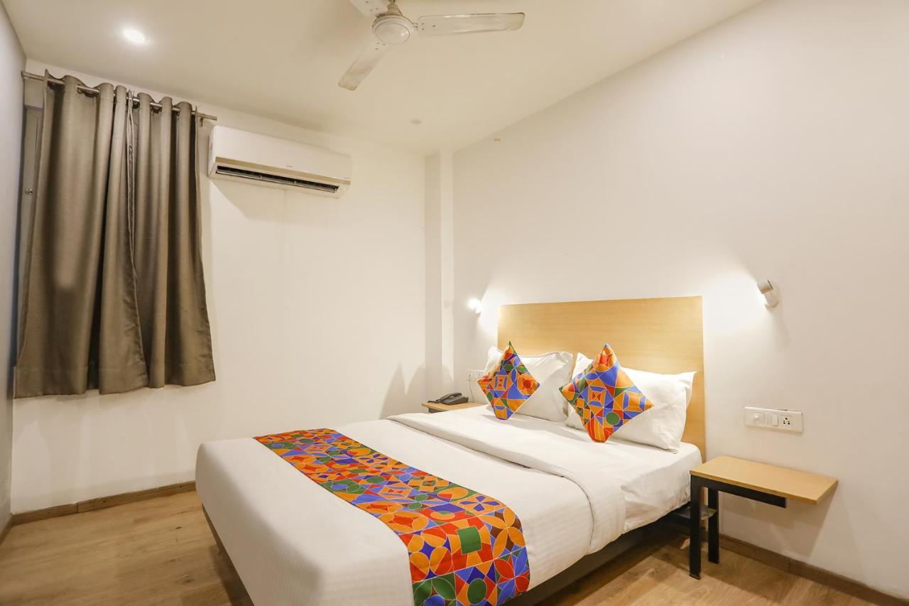 Fabhotel Golden World Ghaziabad Eksteriør billede